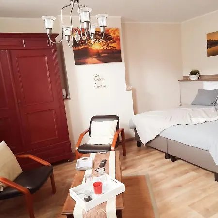 L'hôte Des Géants Bed and breakfast