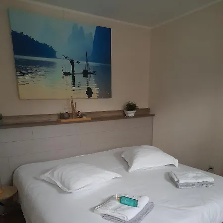 L'hôte Des Géants 4* Ath
