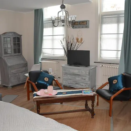 Bed and breakfast L'hôte Des Géants 4*