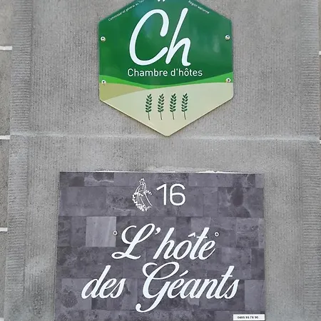 Couette-café L'hôte Des Géants 4*